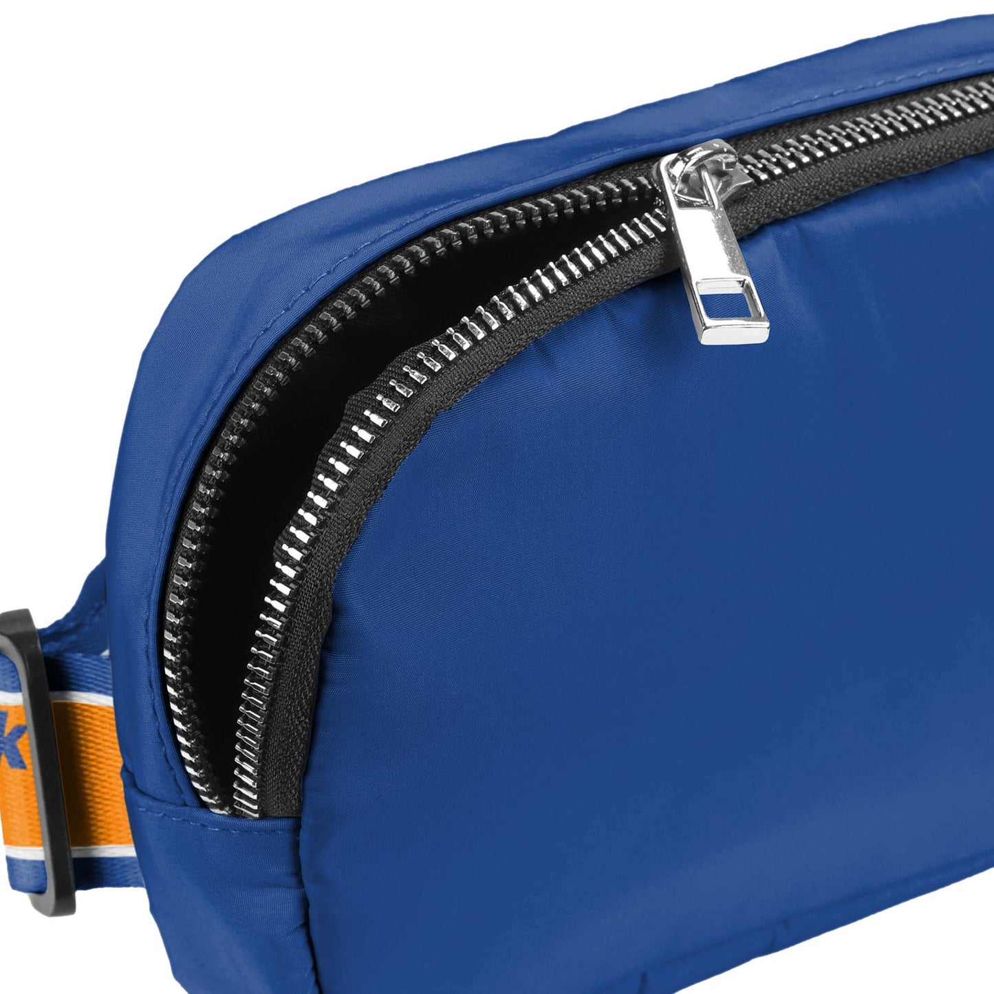 Knicks Small Team Wordmark Crossbody Belt Bag