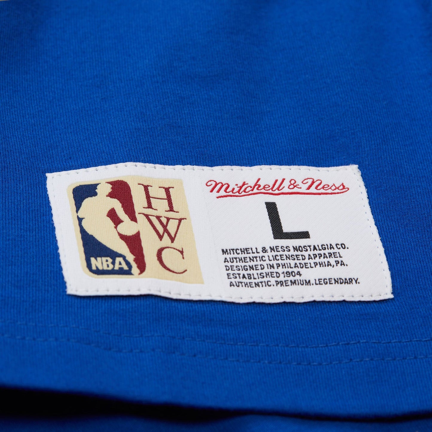 Mitchell & Ness Knicks Vintage Throw It Back Tee