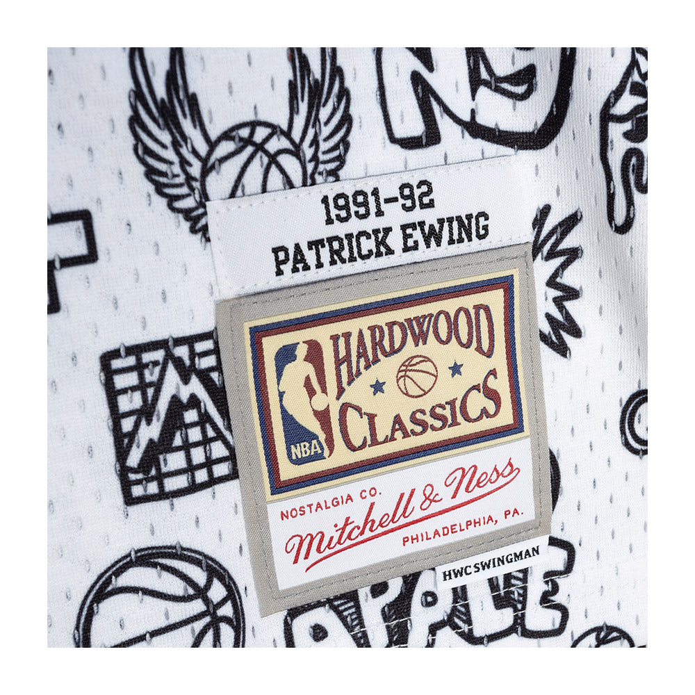 Mitchell & Ness Knicks Doodle Patrick Ewing #33 Swingman Jersey